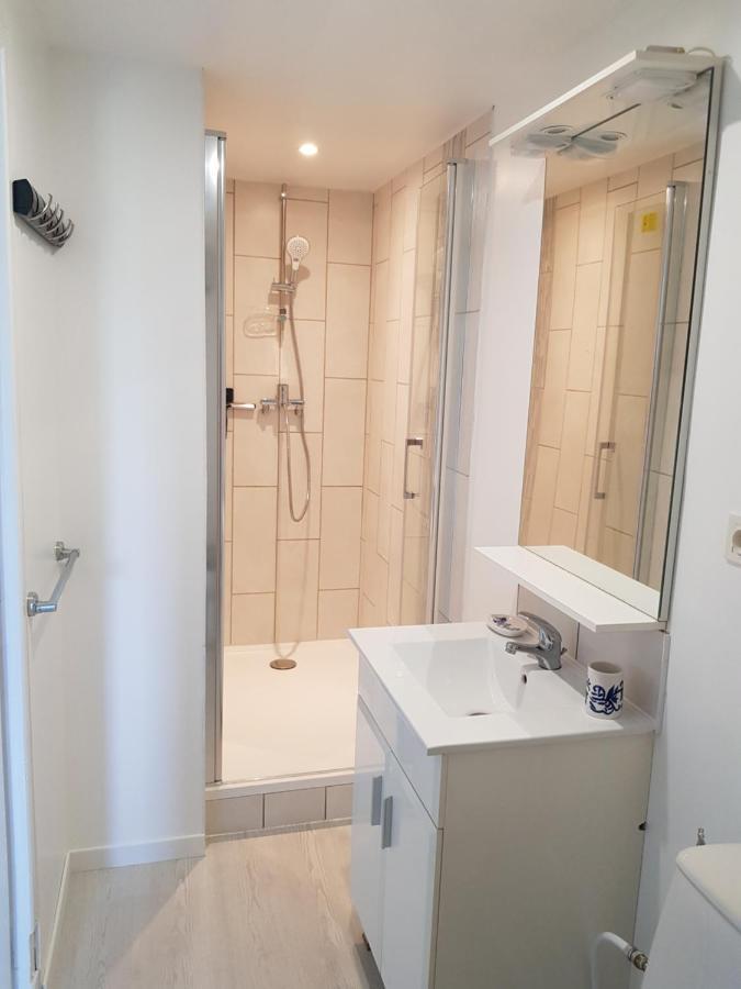 Appartement Independant Dans Maison Au Calme Pugny-Chatenod Exteriör bild