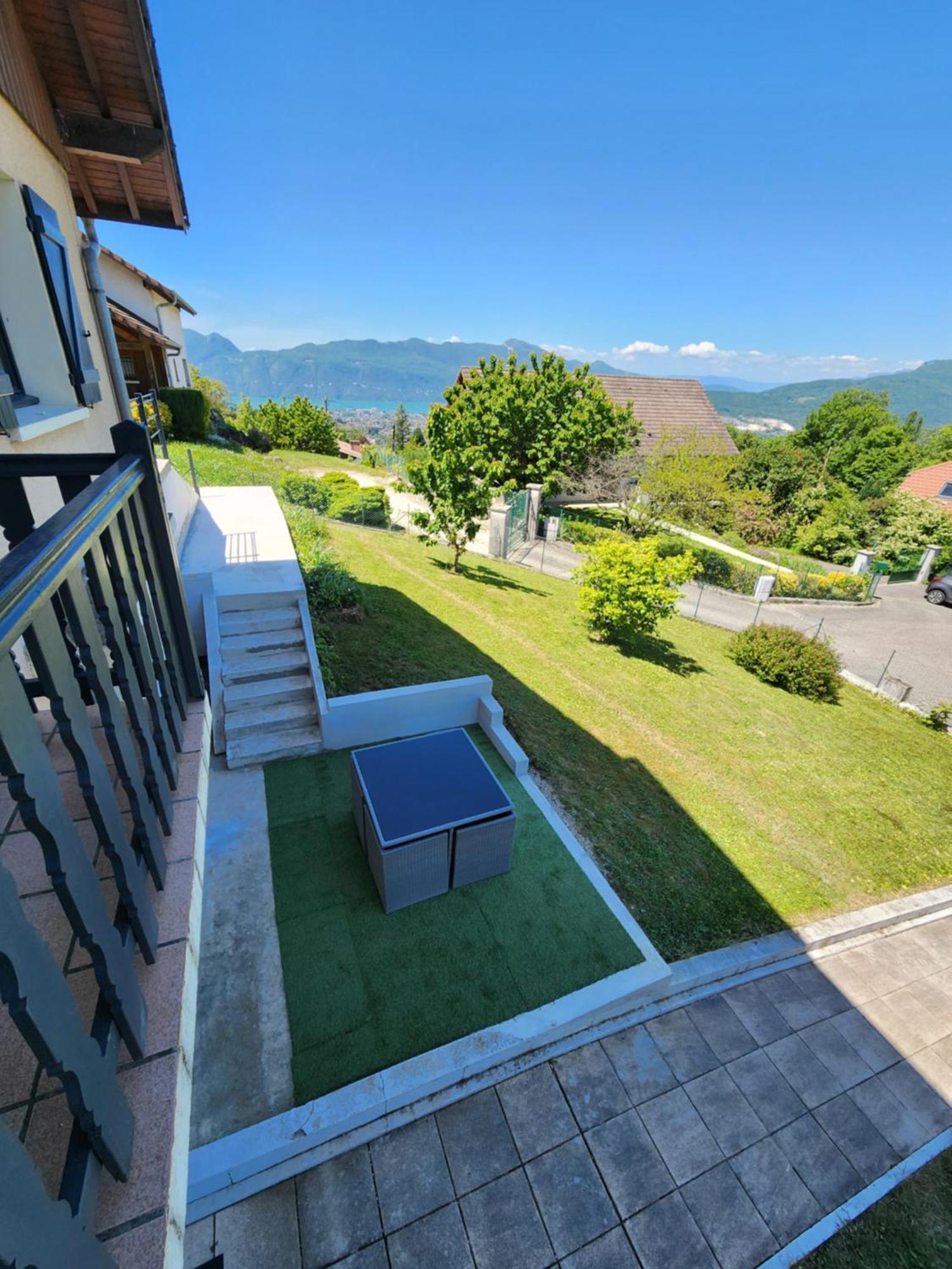 Appartement Independant Dans Maison Au Calme Pugny-Chatenod Exteriör bild